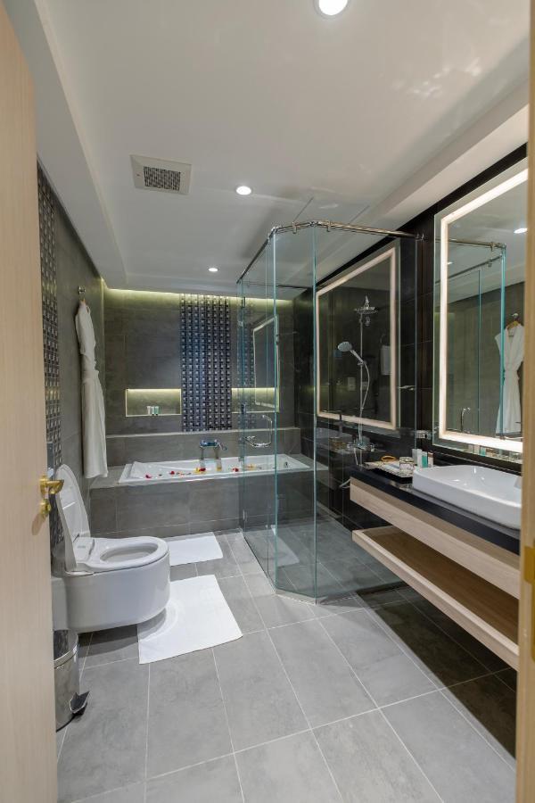 Green Park Hotel Doha Exterior photo